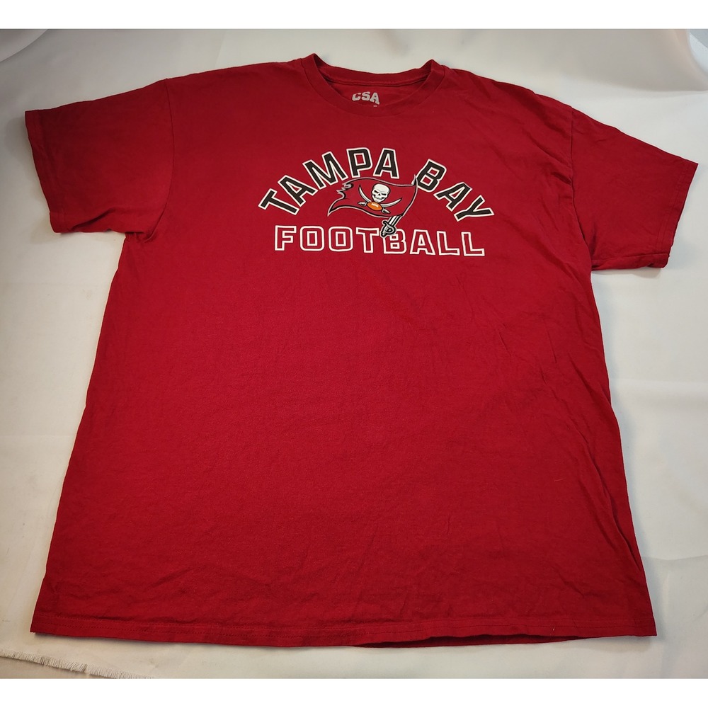 Vintage CSA Tampa Bay Buccaneers Shirt Mens XL Red Graphic NFL Football Tee Y2K